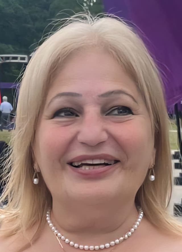 Portrait of Lena Yousf